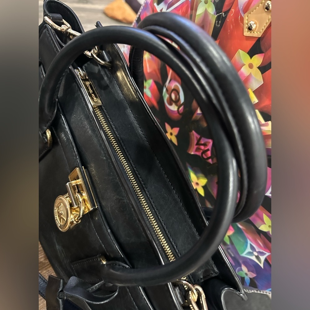 Michael Kors Hamilton Large Soft Leather Satchel Bag Lock Black GUC​​ - Picture 6 of 12